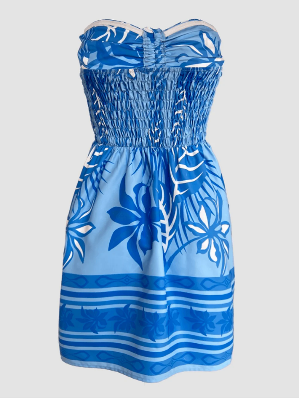 Printed shorts and chest wrap two-piece set Printed shorts and chest wrap two-piece set