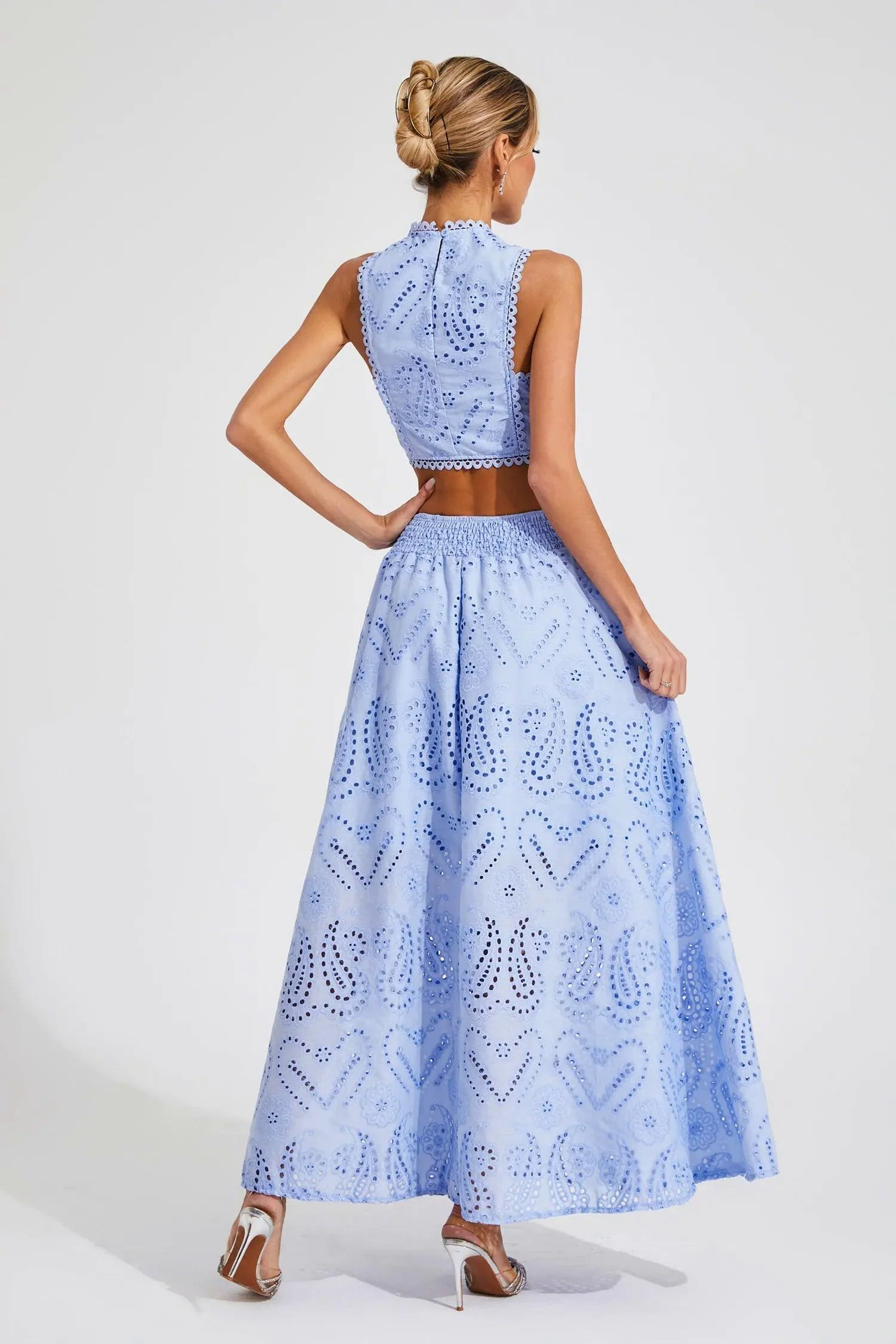Halia Blue Embroider Sleeveless Set Halia Blue Embroider Sleeveless Set