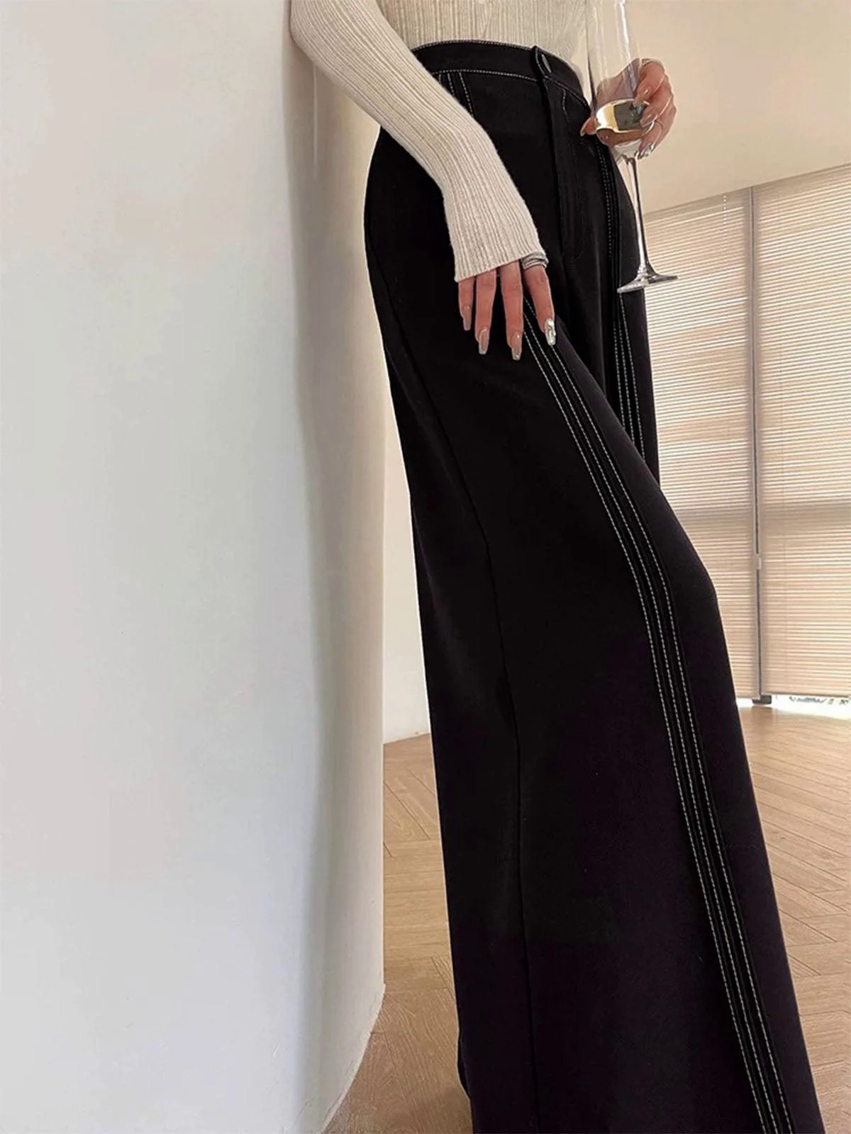 Contrast Bars Wide-Leg Flare Pants Contrast Bars Wide-Leg Flare Pants