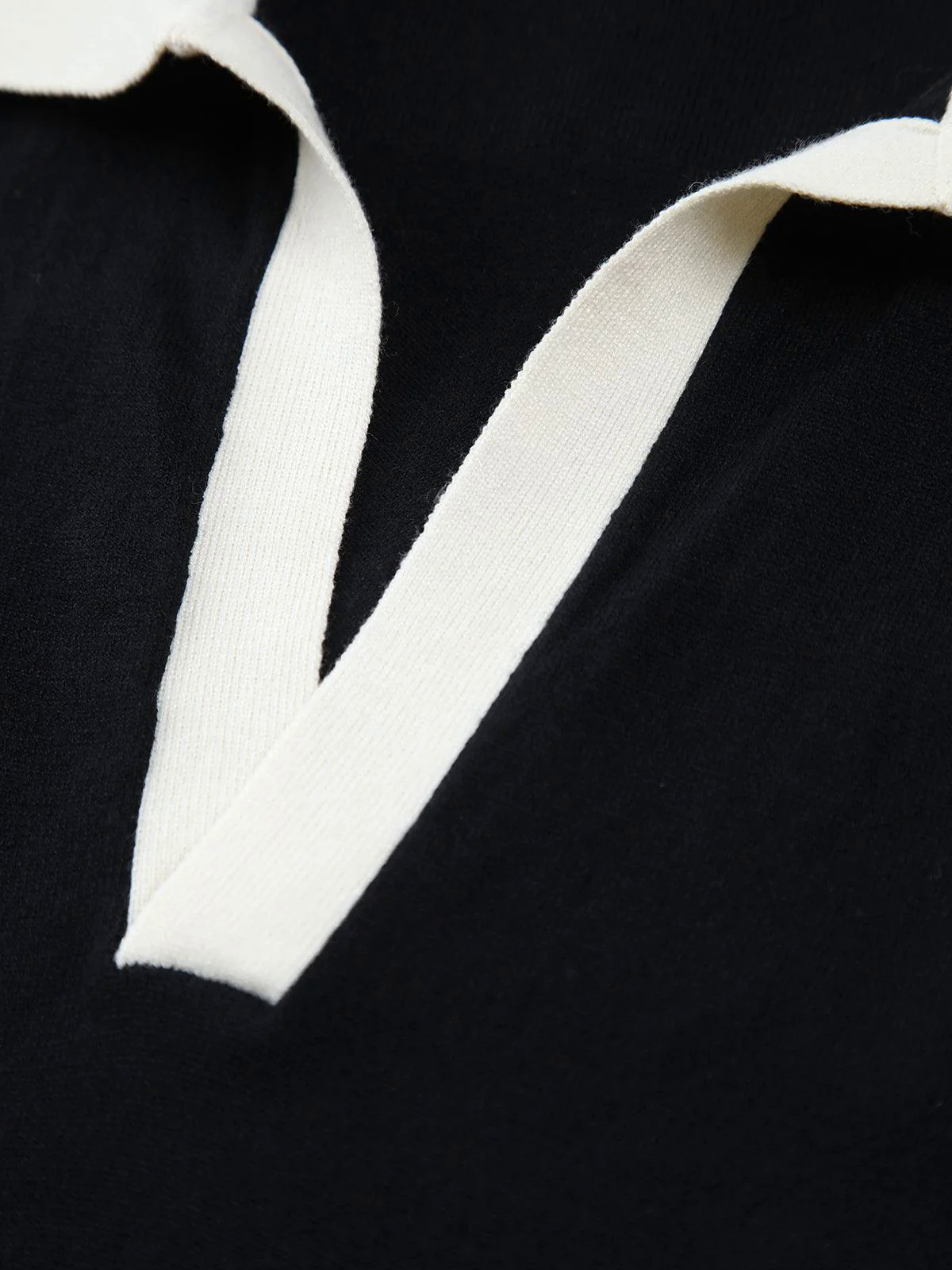 Contrast Trim Collar V-neck Knit Sweater Vest Contrast Trim Collar V-neck Knit Sweater Vest