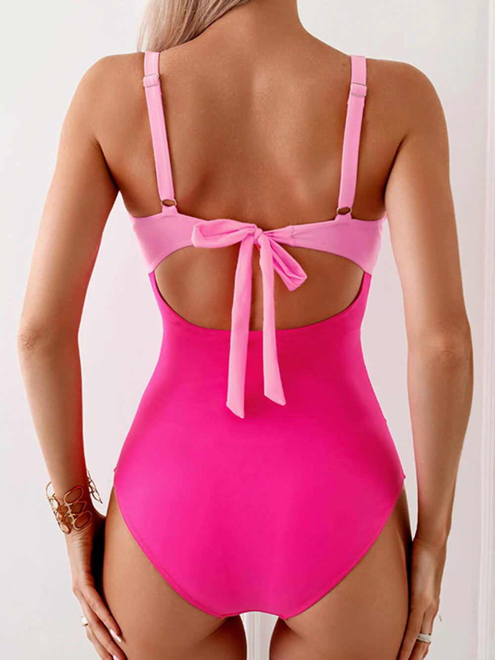 Contrast Patchwork One-Piece Swimsuit Contrast Patchwork One-Piece Swimsuit