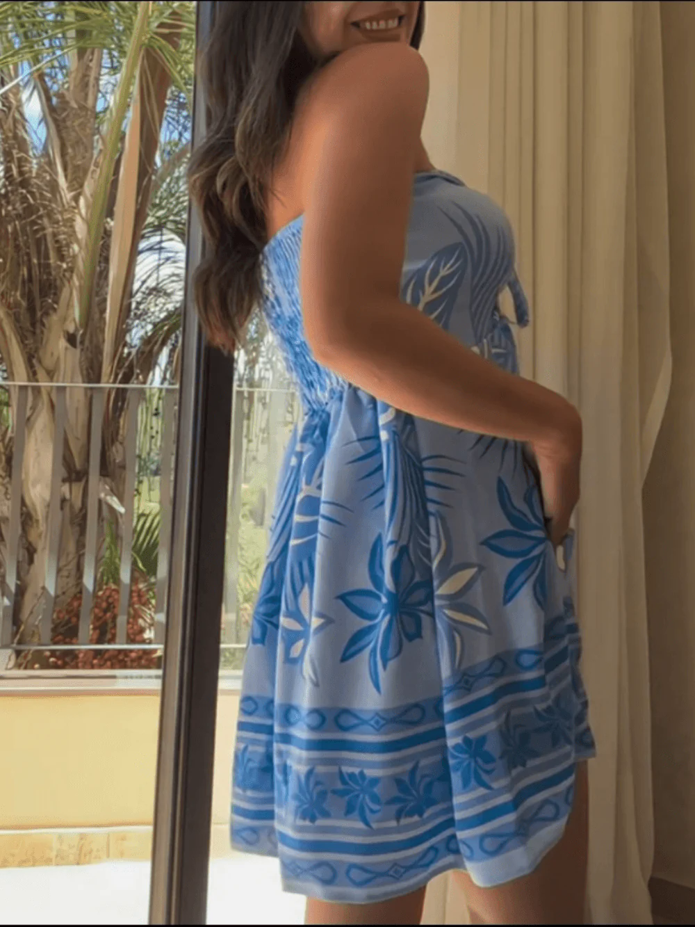 Printed shorts and chest wrap two-piece set Printed shorts and chest wrap two-piece set