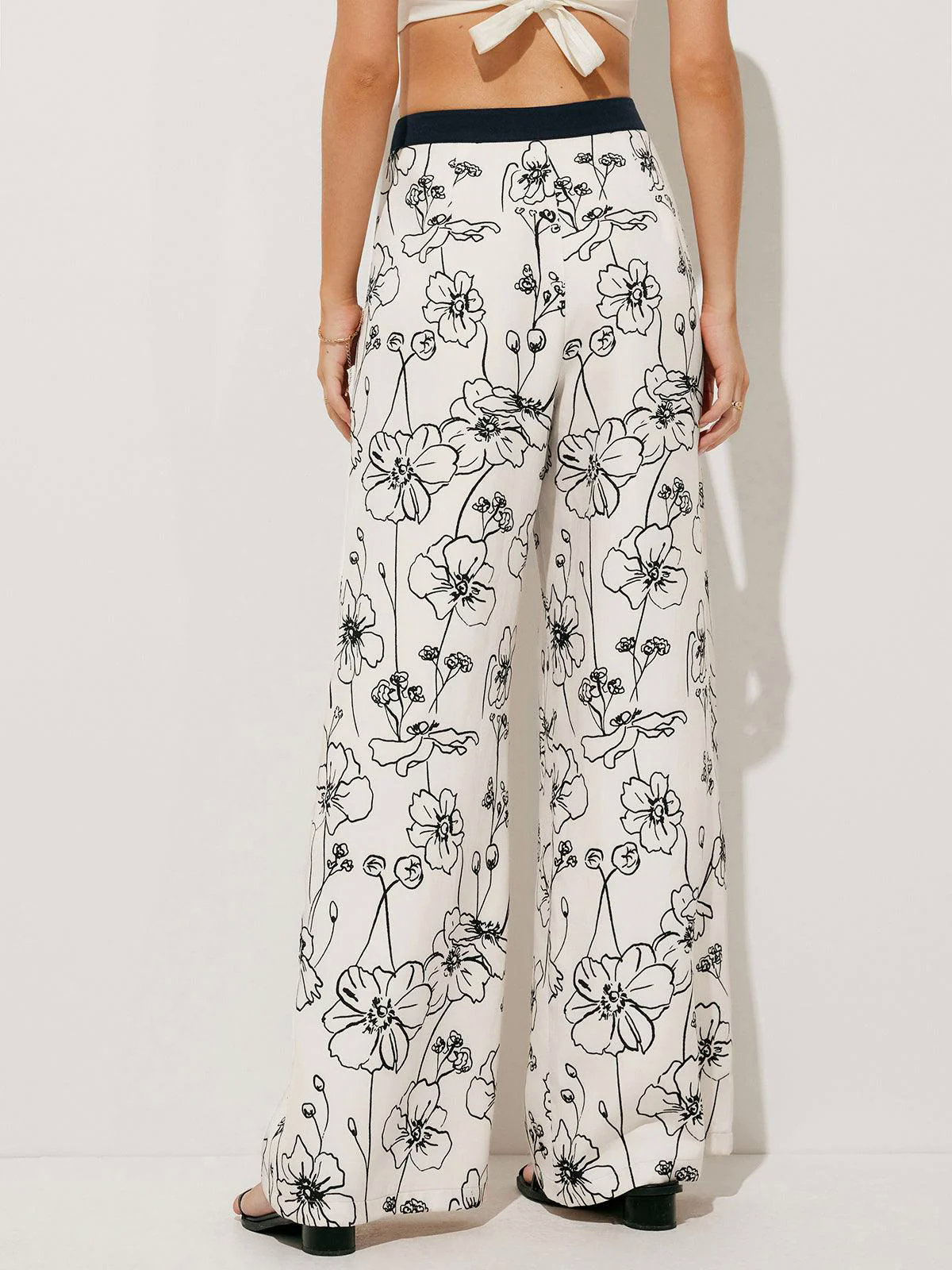 Floral Print Pockets Wide Leg Pants Floral Print Pockets Wide Leg Pants