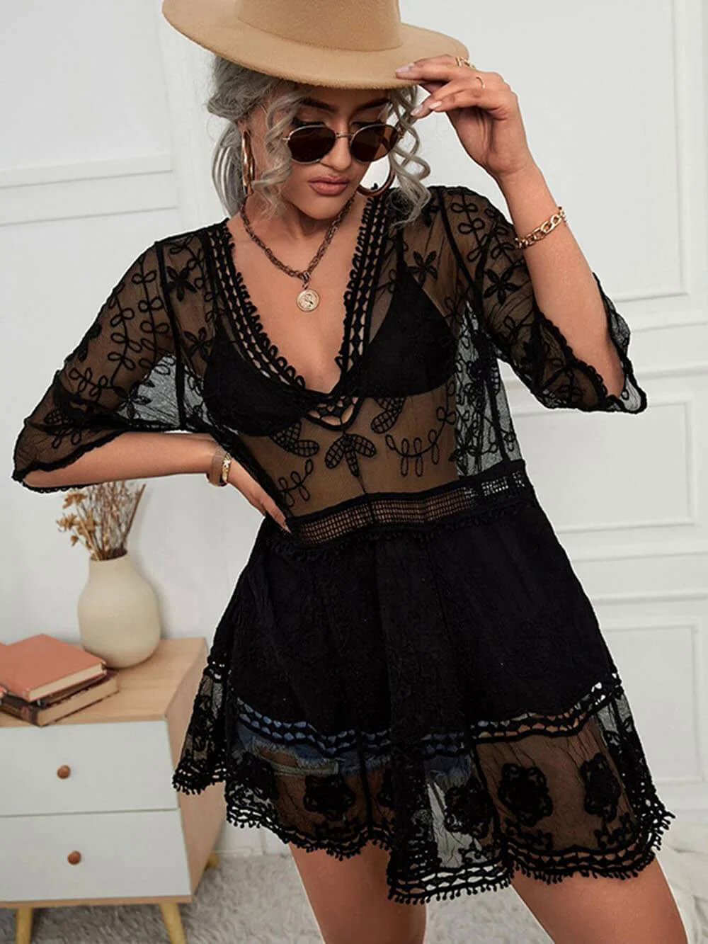 Loose Lace Beach Vacation Bikini Cover-Up Dress Loose Lace Beach Vacation Bikini Cover-Up Dress